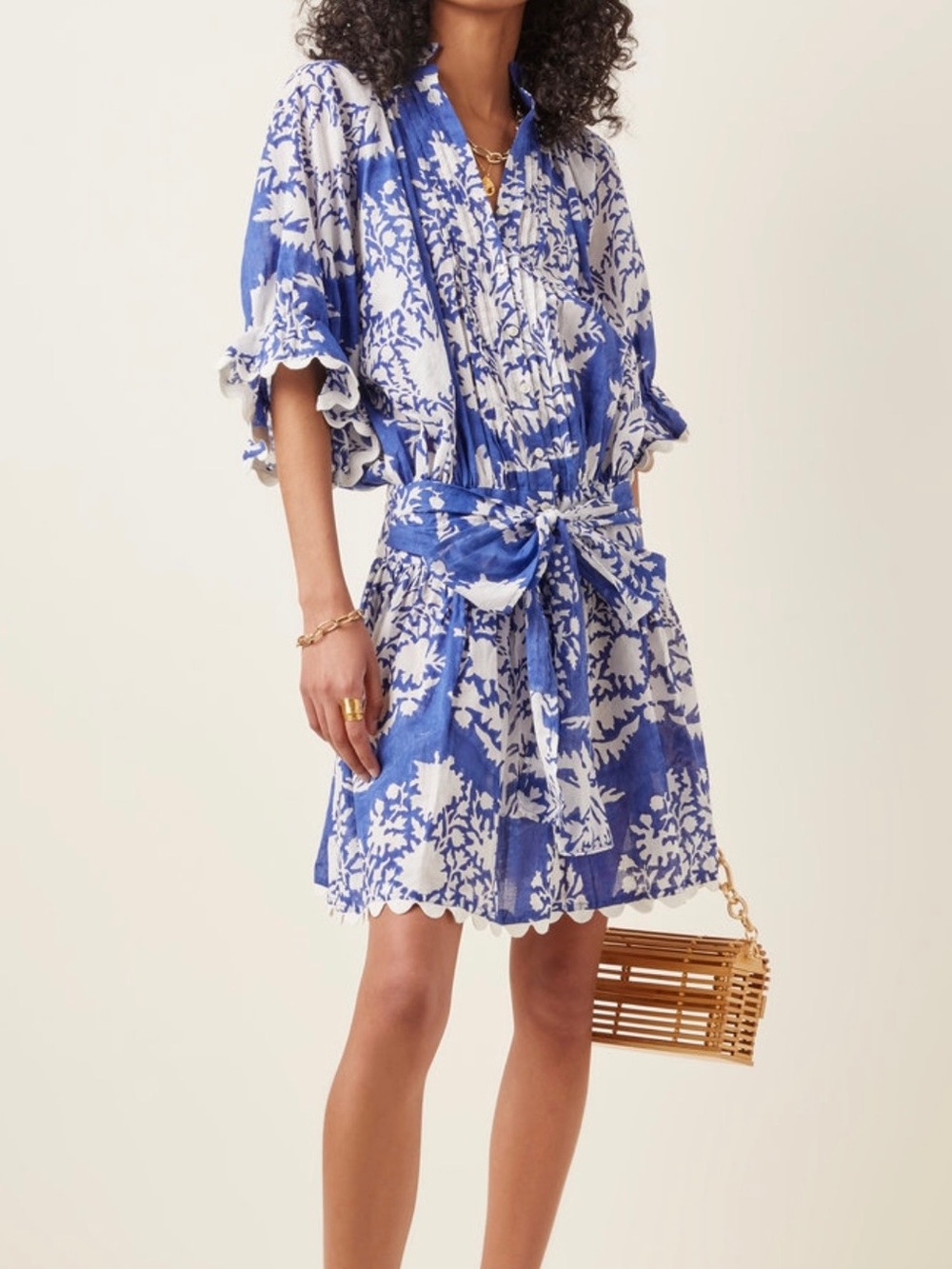 Juliet Dunn Blue and White Floral Tie-Waist Mini Dress (4/6)